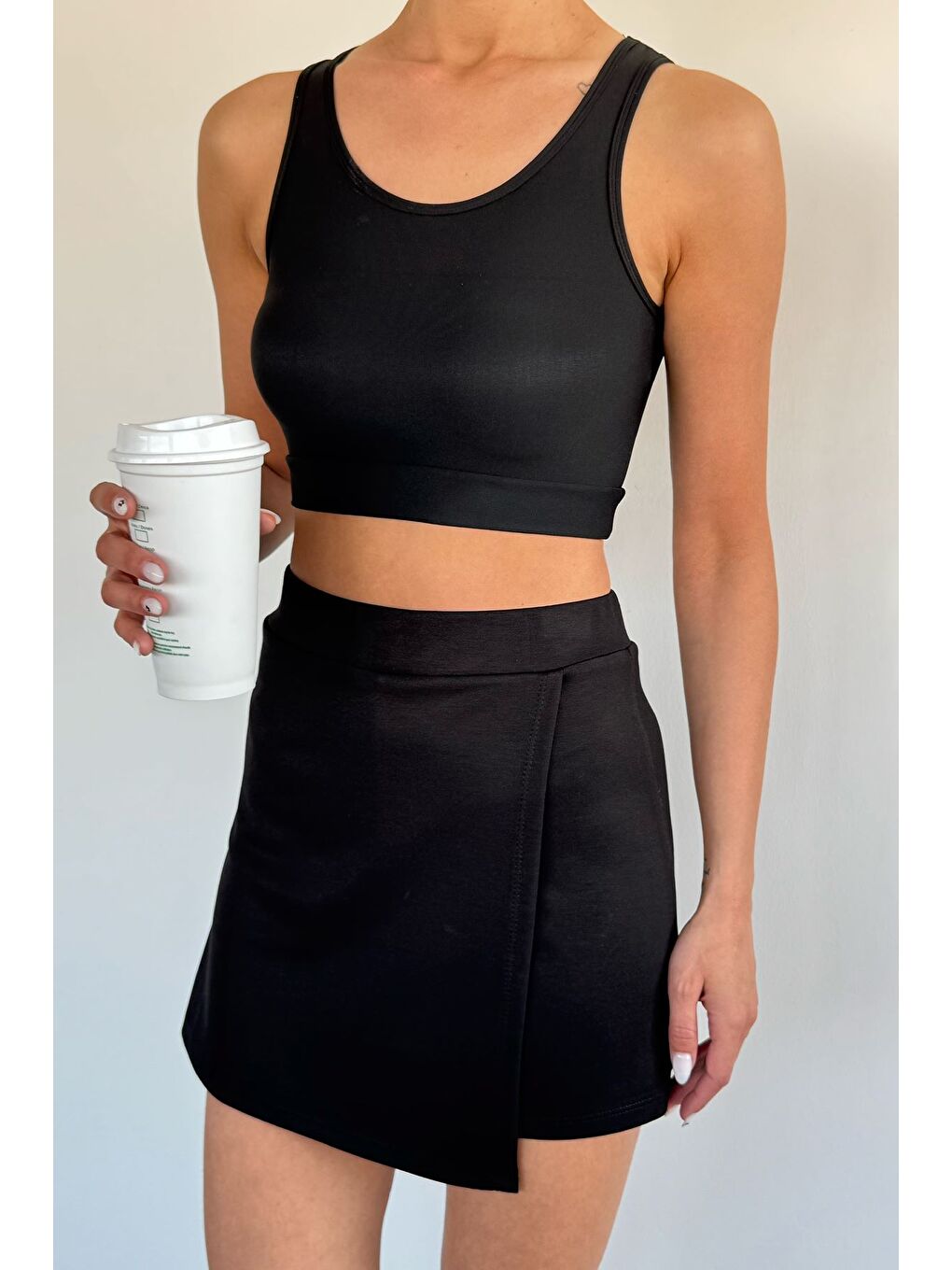 Siyah Kadın Bel Lastikli Modal Kumaş Şort Etek-1