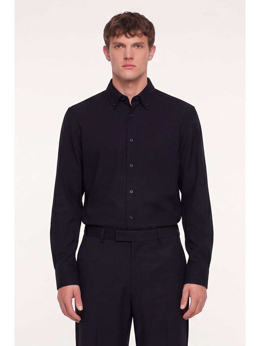 Erkek Siyah Dar Kesim Slim Fit Pamuklu Düz Örme Uzun Kollu Düğmeli Yaka Gömlek
