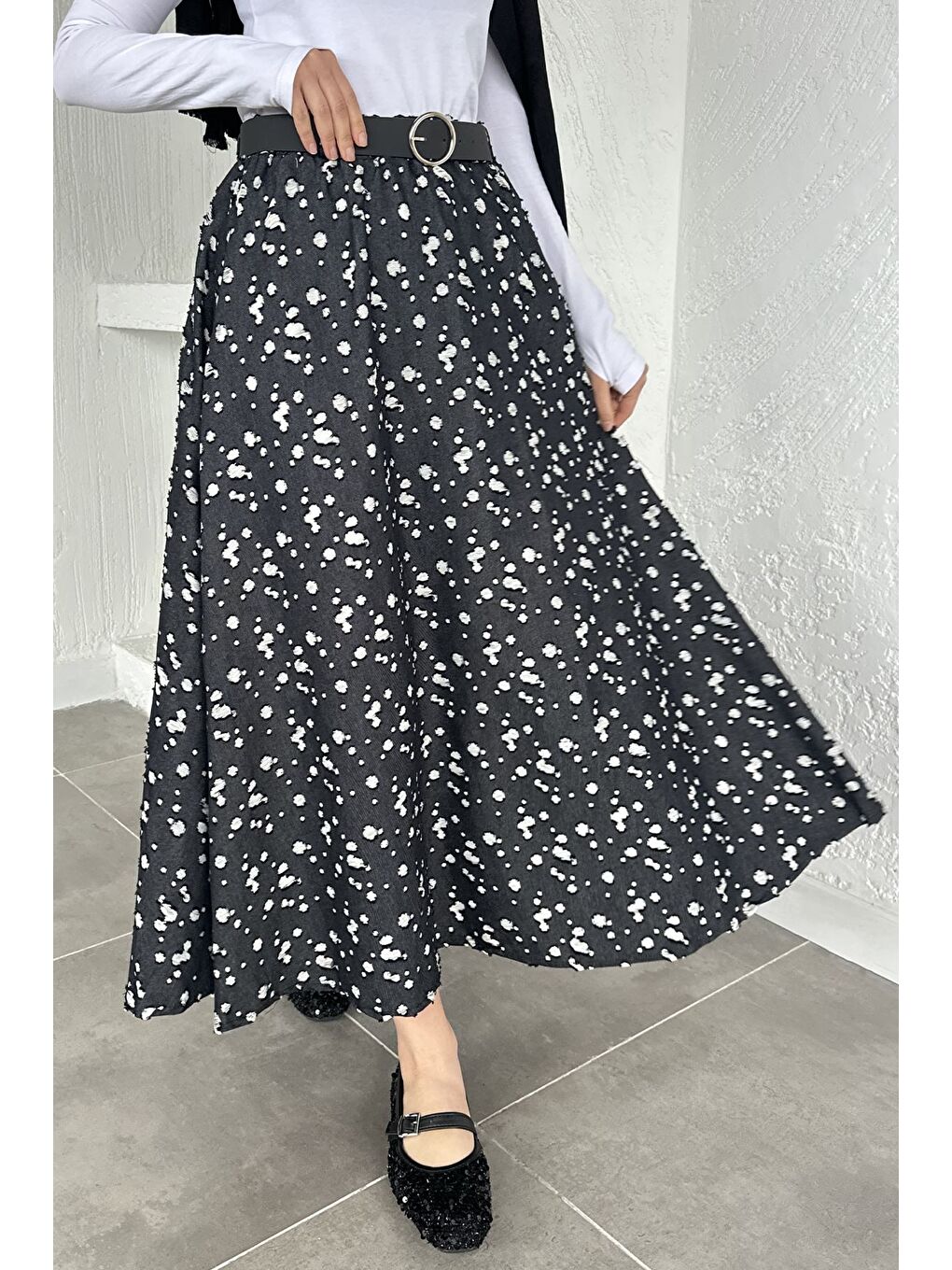 Siyah Gülseli Bel Lastikli Astarlı Tesettür Jean Etek