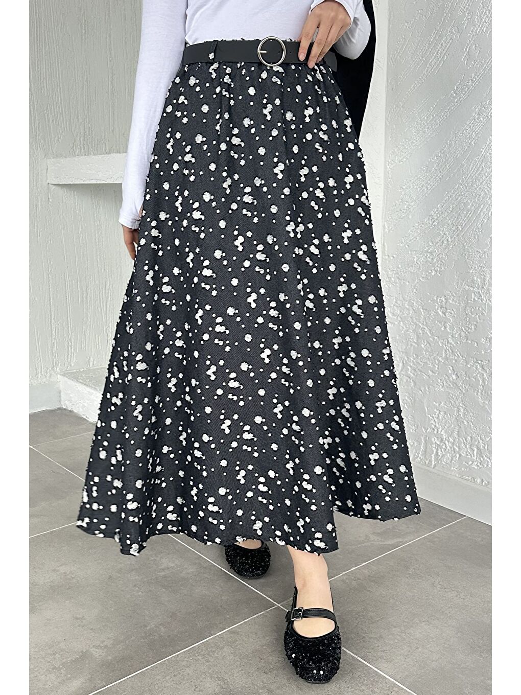 Siyah Gülseli Bel Lastikli Astarlı Tesettür Jean Etek-3