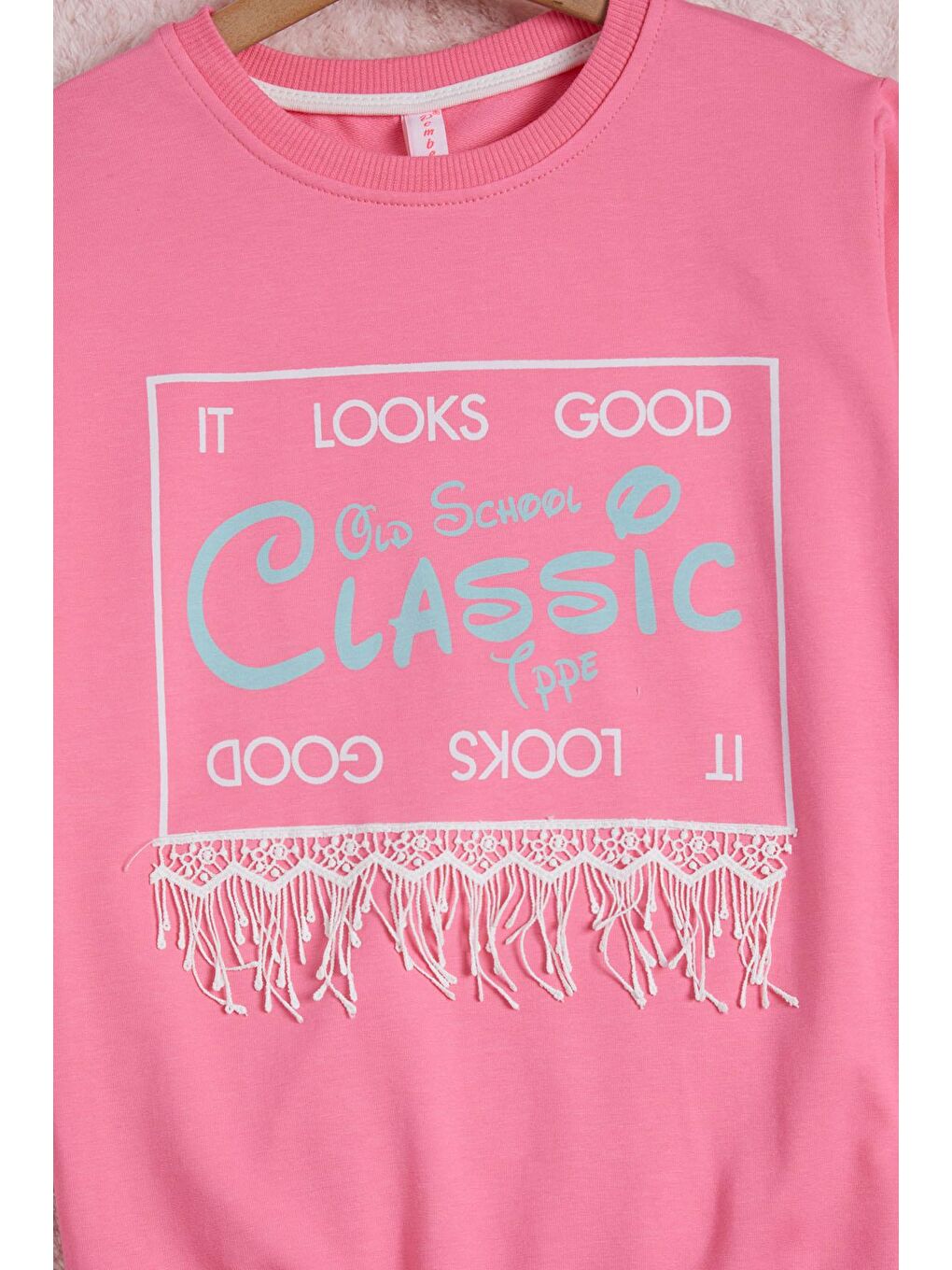 Pembe Yazı Baskılı Püsküllü Kız Çocuk Sweatshirt 16311-3