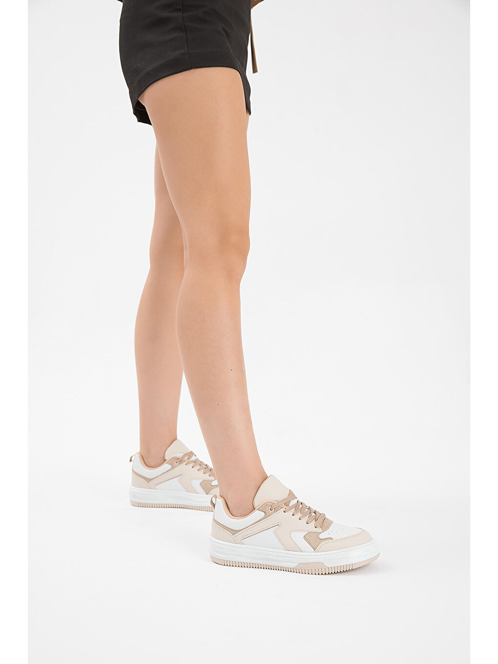 Kadın Bej Termo Taban Bağcıklı Spor Ayakkabı-2