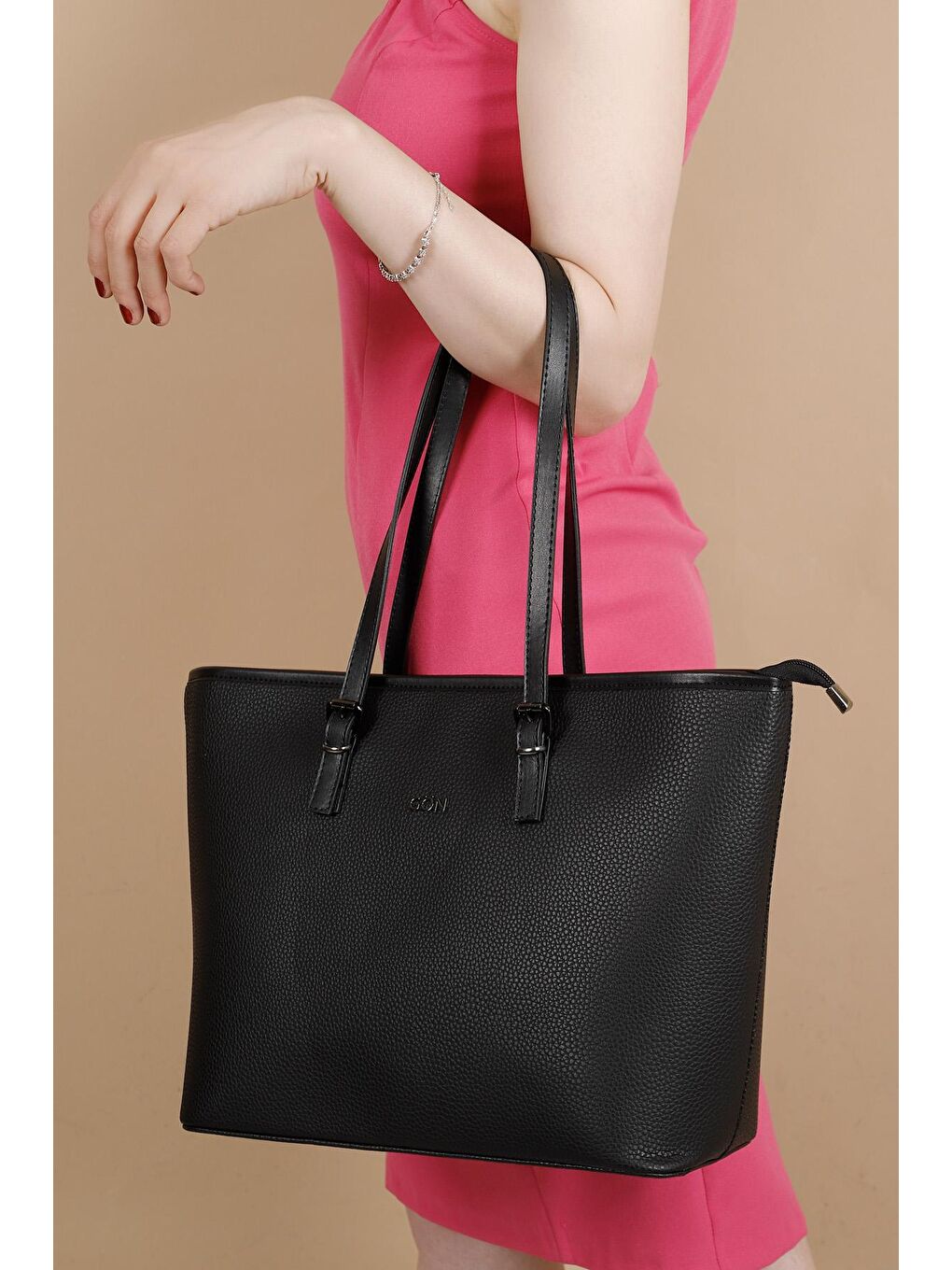 Siyah Büyük Boy Kadın Omuz Çantası B6802