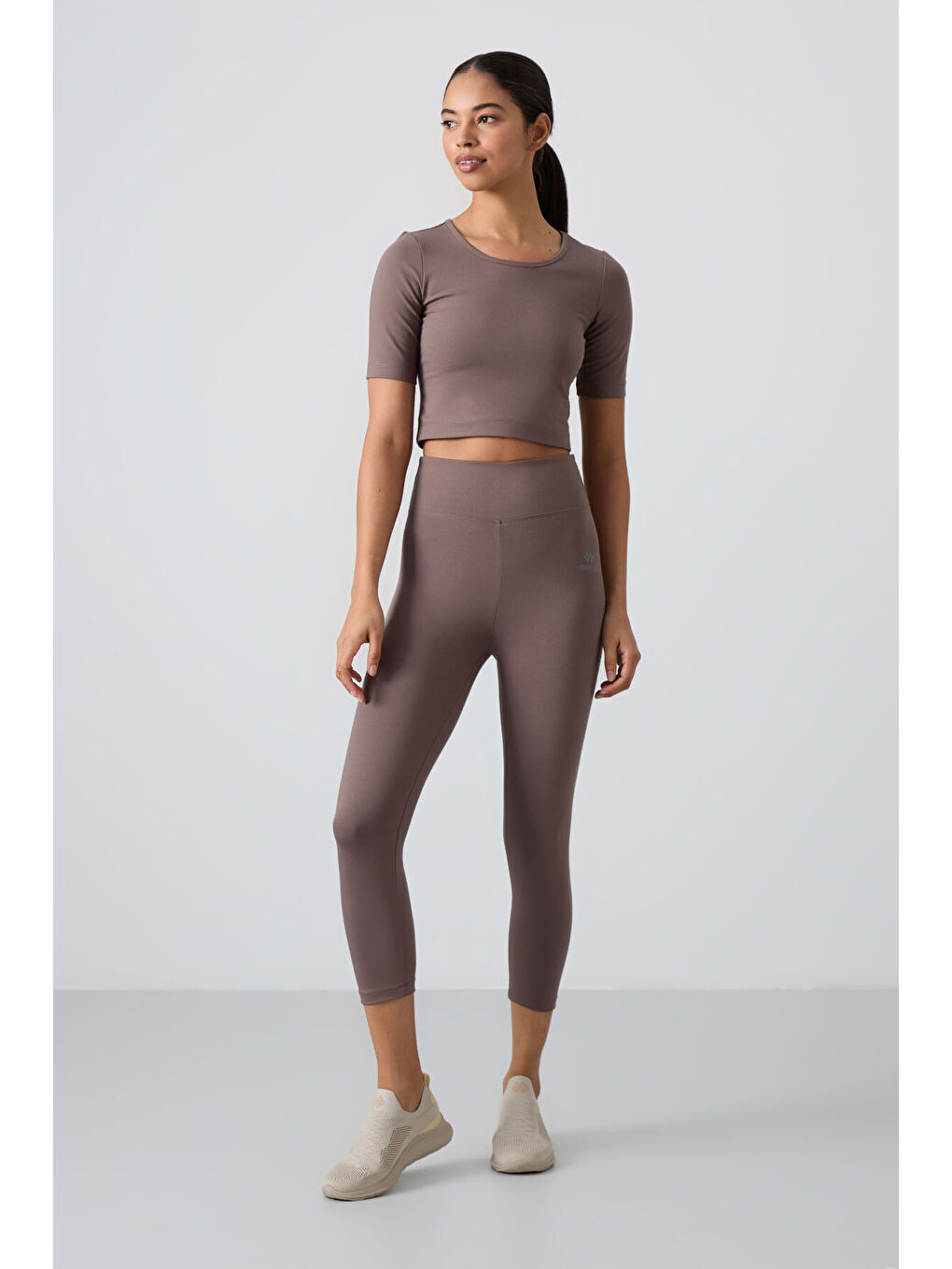 Kahverengi Yüksek Bel Kapri-Crop Tişört Slim Fit Kadın Tayt Takım - 95285