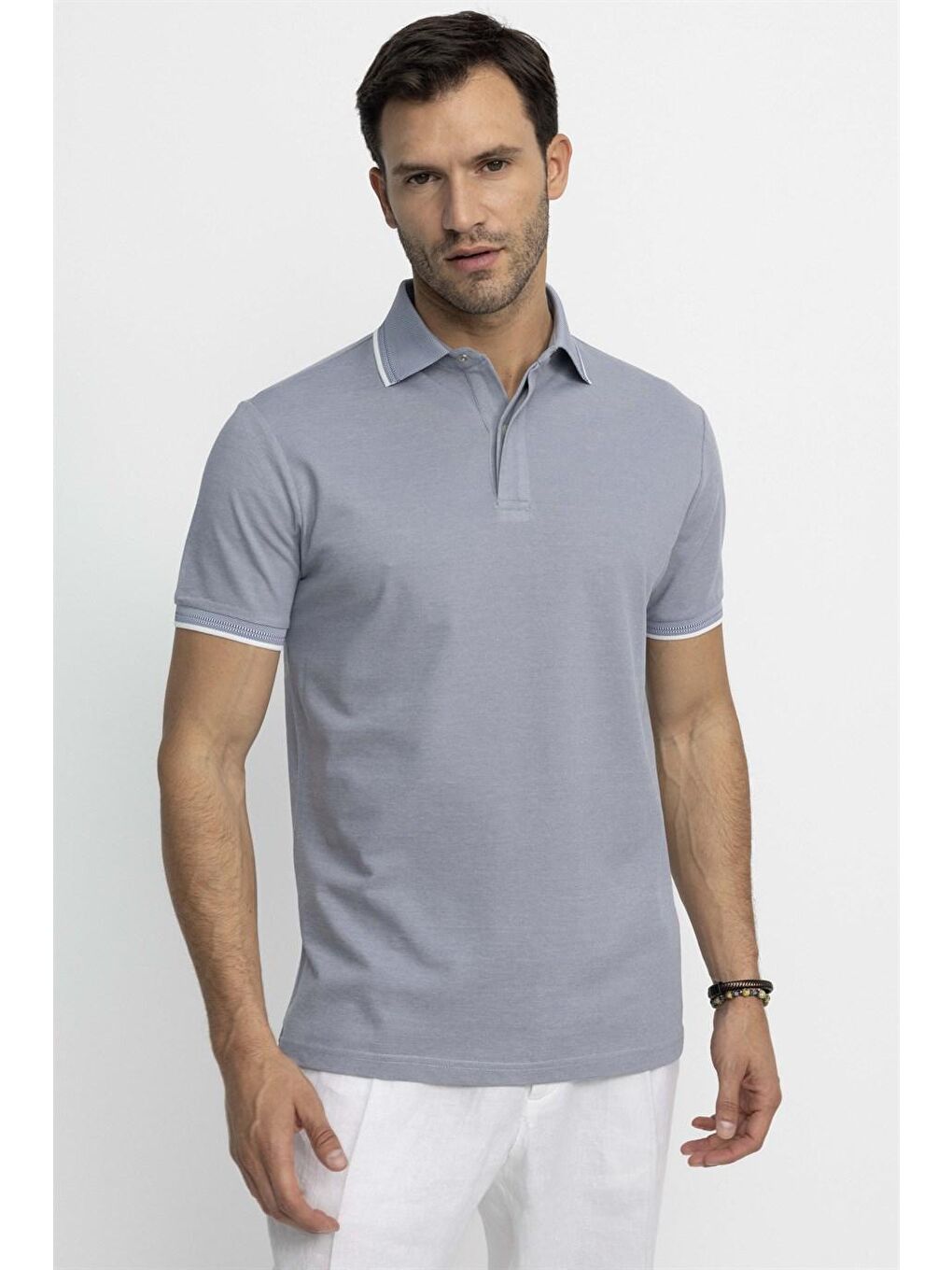 Gri Erkek Polo Yaka Klasik Fit Gizli Düğme Pamuklu Tişört