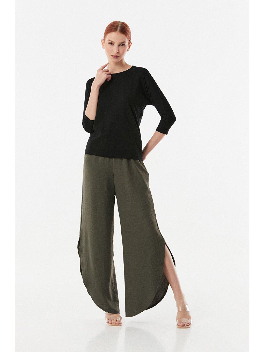 Siyah Bisiklet Yaka Yarasa Kol Bluz-1