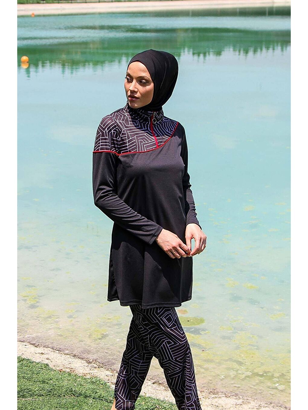 Siyah Tam Kapalı Tesettür Mayo R1117-1