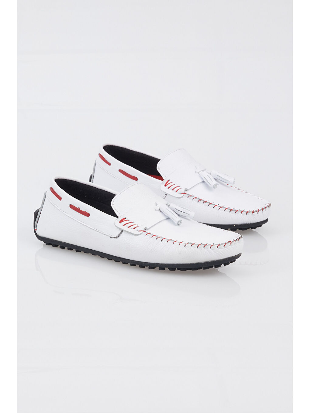 Erkek Beyaz Önü Püskül Detaylı Rahat Kalıp Hakiki Deri Loafer-2