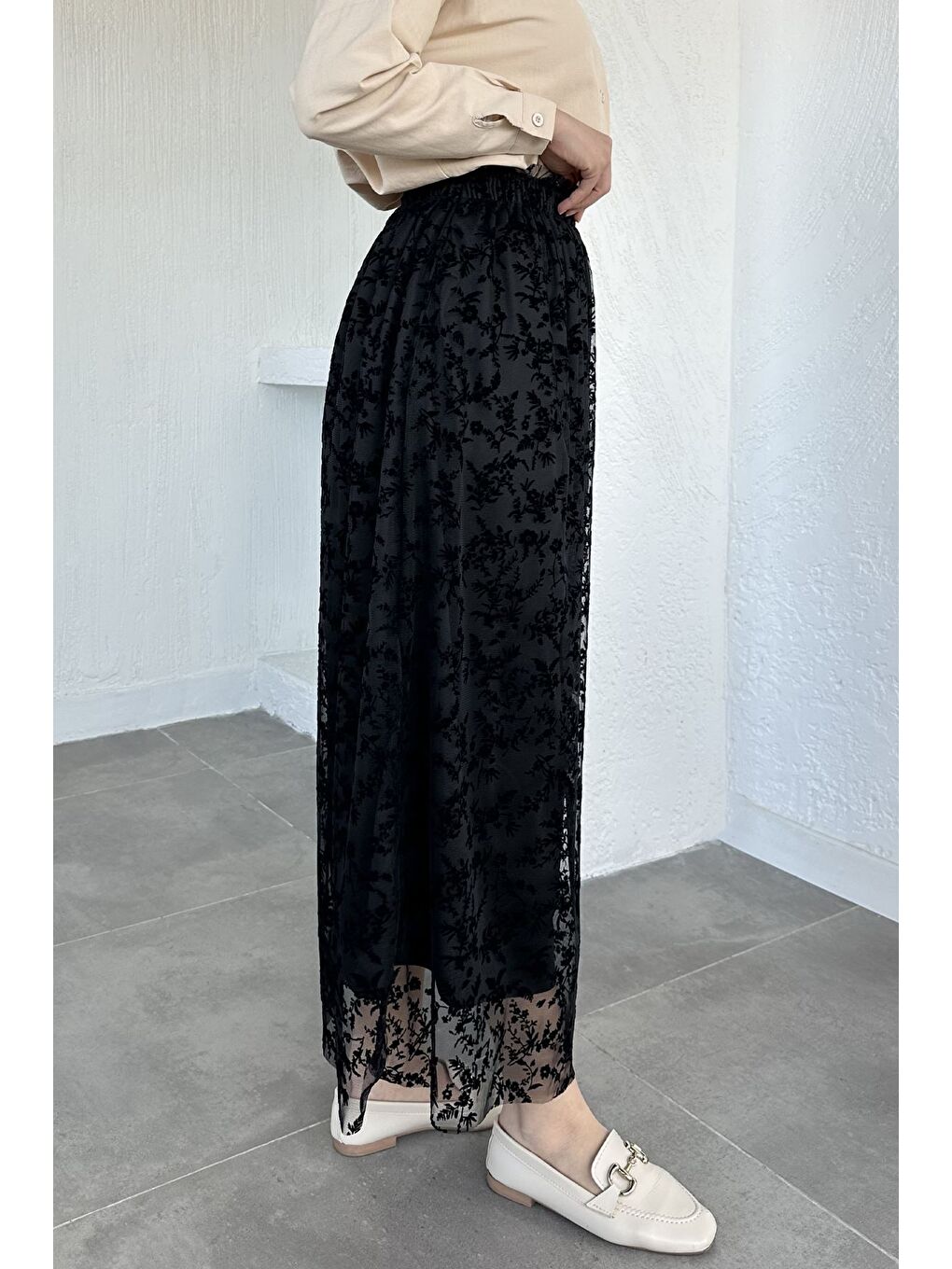 Siyah Flok Baskılı Astarlı Tesettür Etek (38-40-42-44 Uyumldur)-6