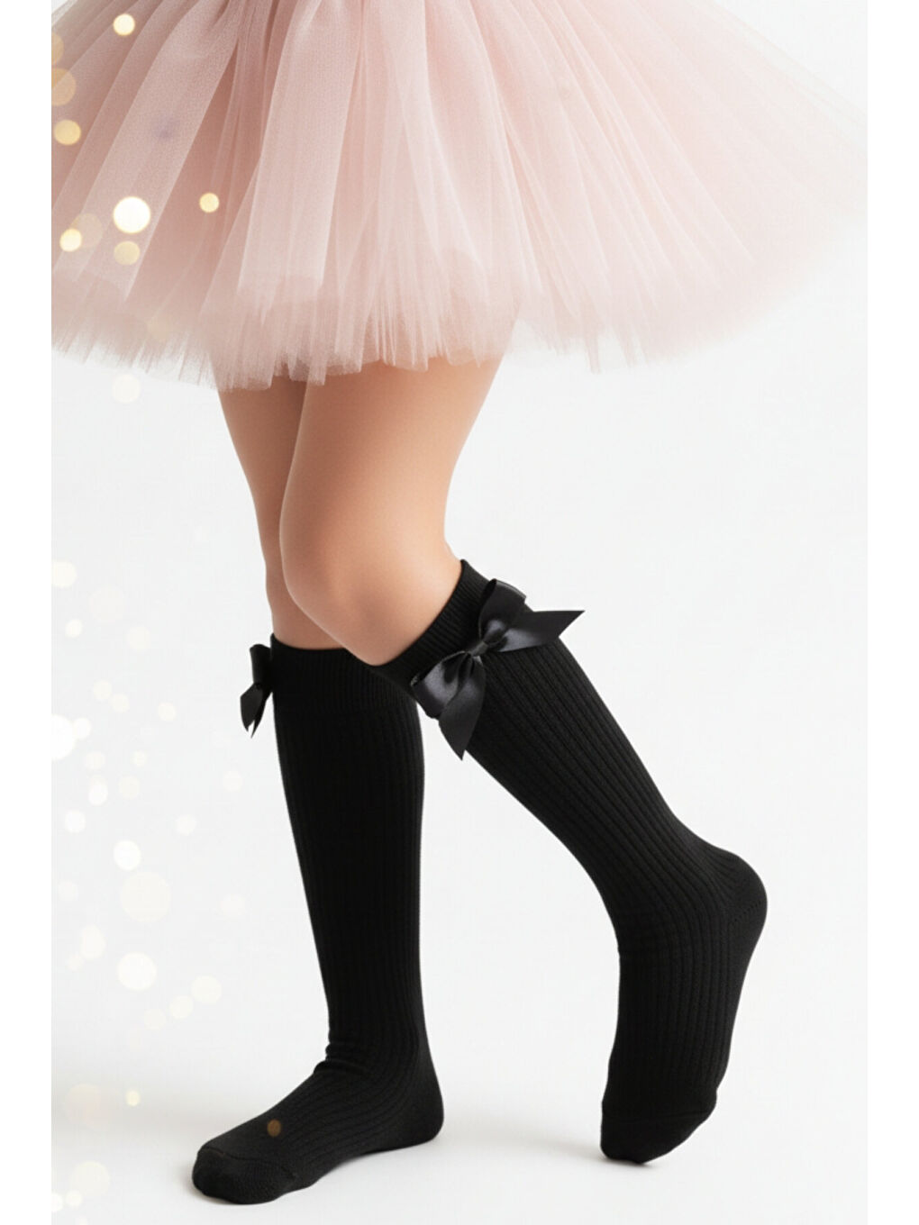 Siyah Kız Çocuk Fiyonk Detaylı Diz Altı Çorap-1