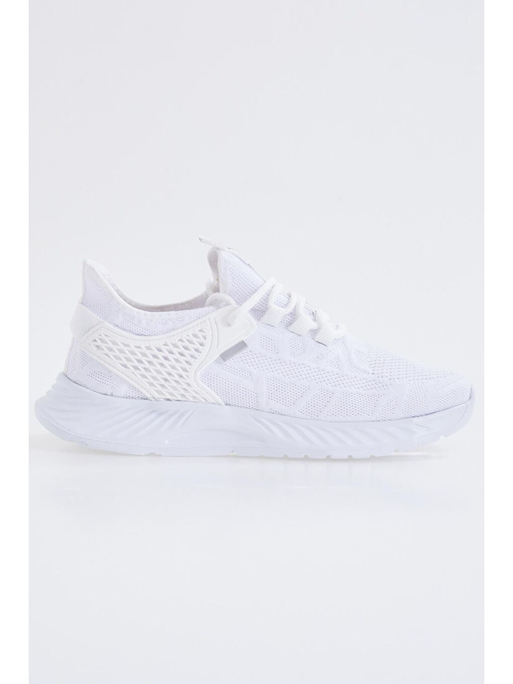 Beyaz Bağcıklı Yazı Detaylı Yüksek Taban Erkek Spor Ayakkabı - 89100