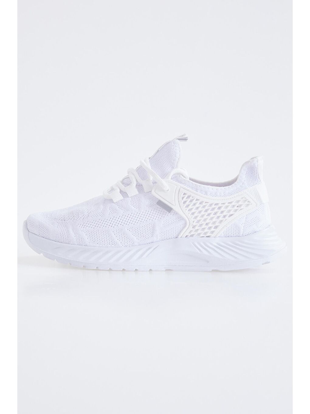 Beyaz Bağcıklı Yazı Detaylı Yüksek Taban Erkek Spor Ayakkabı - 89100-4