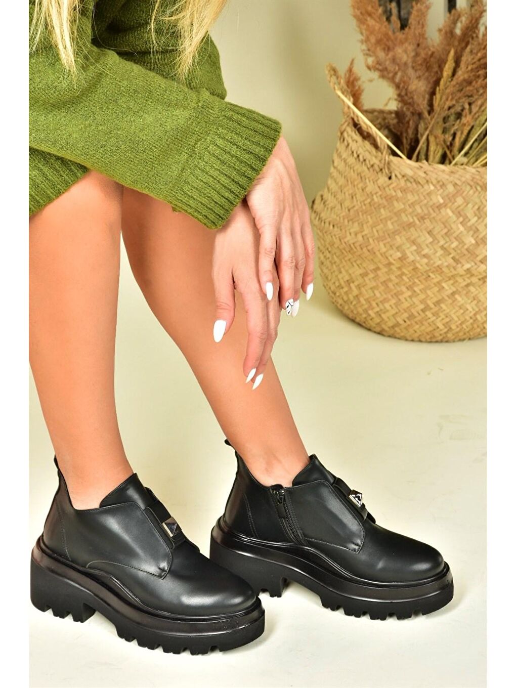 N8200154 Siyah Kadın Bot-3