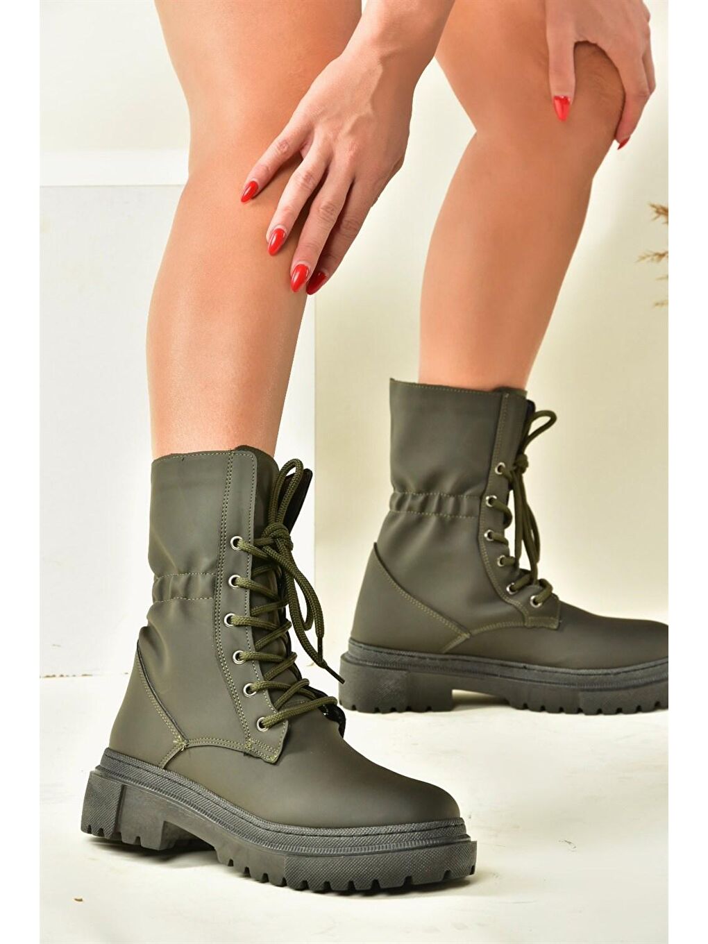 N9733889 Haki Kadın Bot-2