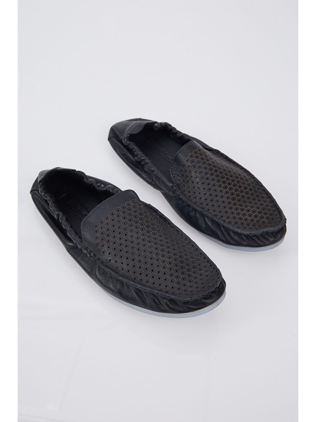 Erkek Siyah Arkası Lastikli Hakiki Deri Loafer-1