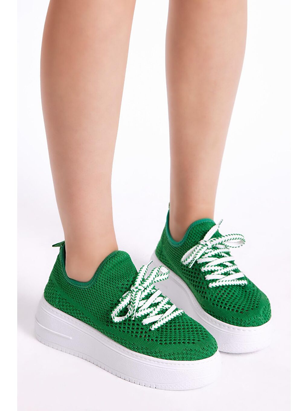 Kadın Yeşil Rahat Kalıp Yüksek Taban Bağcıklı Triko Sneaker