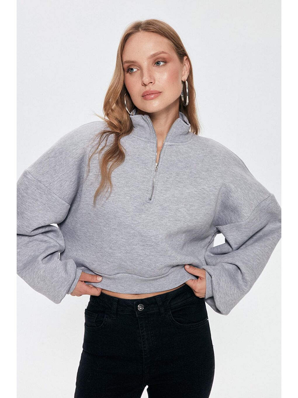 QUZU Gri Fermuar Detaylı Crop Sweatshirt Grimelanj