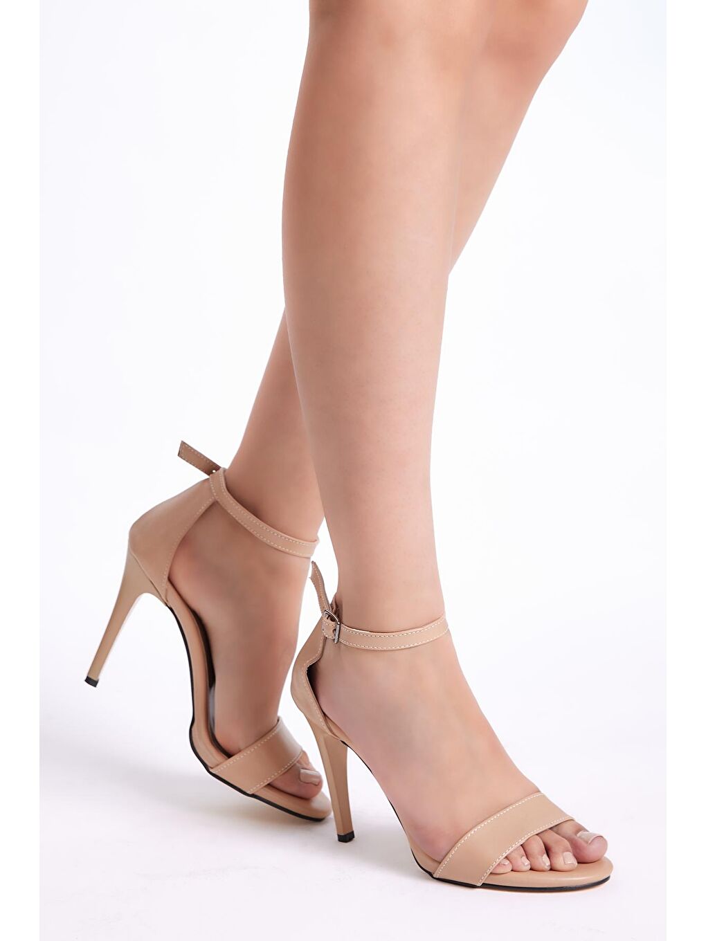 Bej Kadın Nude Gecce Serisi Tek Bantlı İnce Topuklu Ayakkabı-1