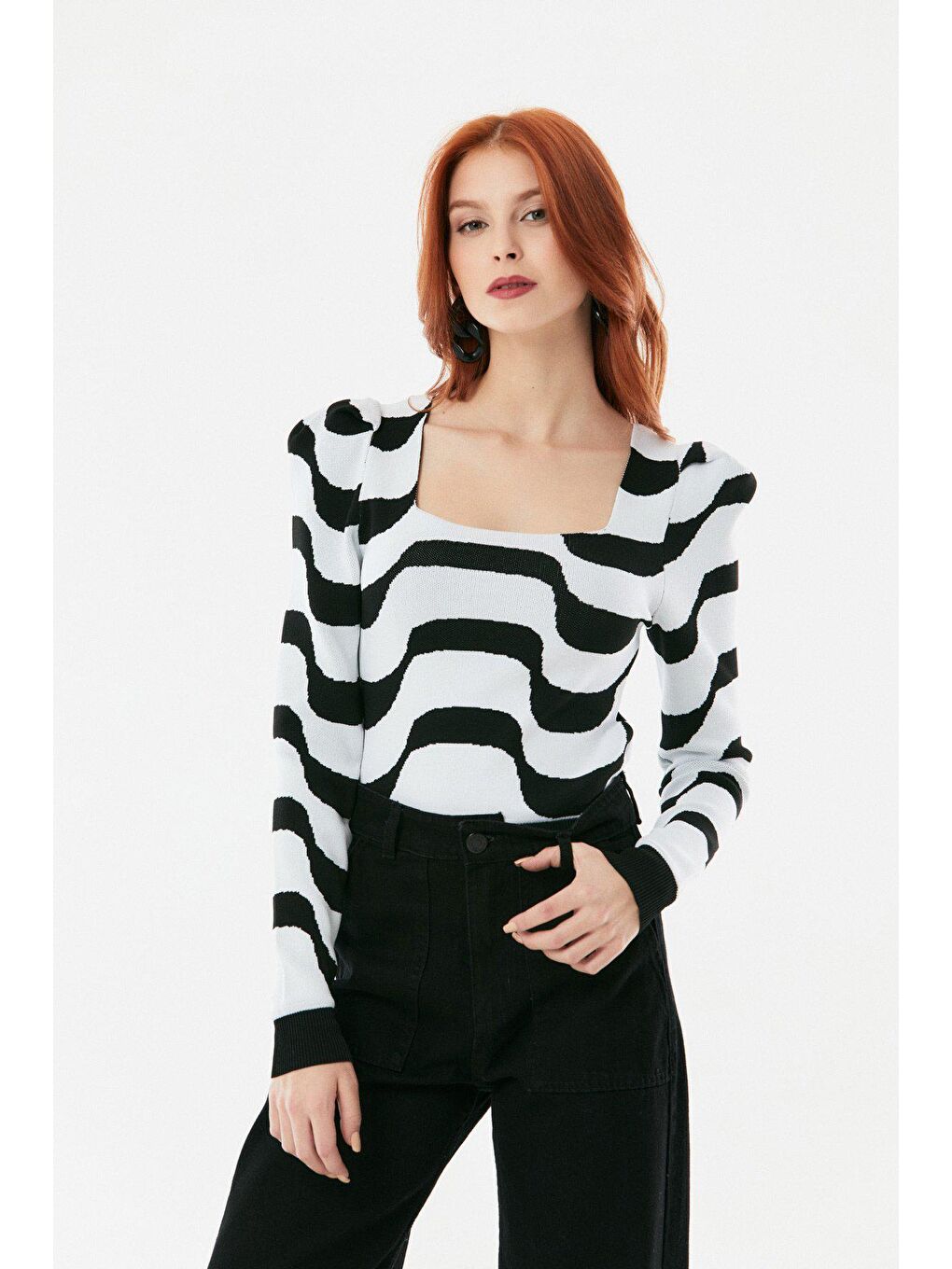 Beyaz Dalga Desenli Karpuz Kol Triko Bluz