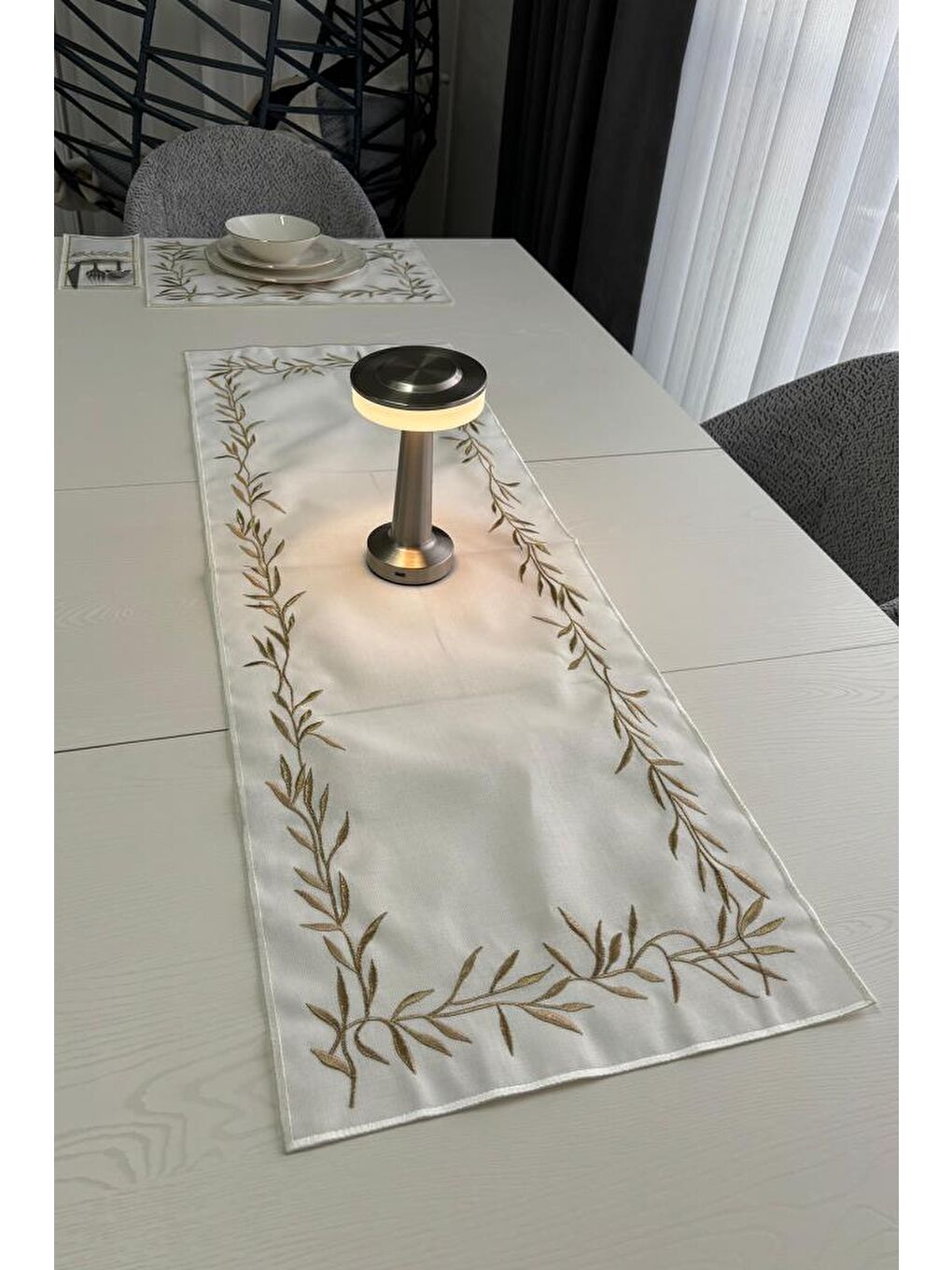 Sarı Nazlım Keten Nakışlı Amerikan Servis Takımı 19 Parça Gold-1