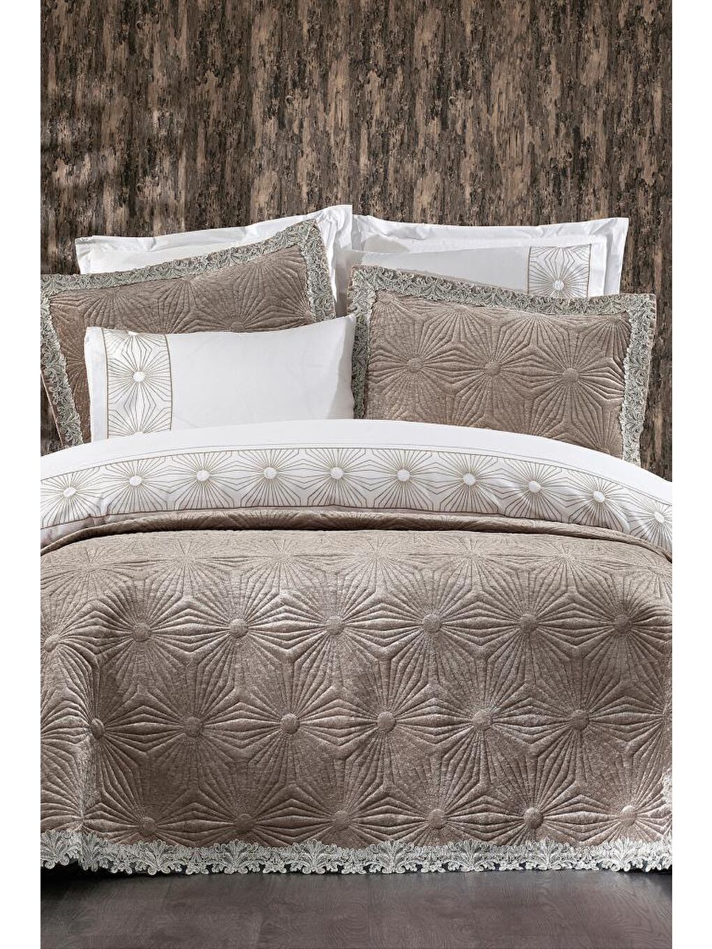 Kahverengi Blenda Lüx Nakışlı Çeyiz Paketi 9 Parça Cappucino