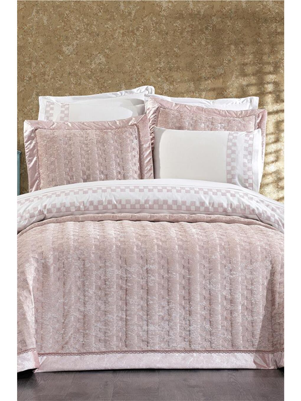 Pembe Dolce Lüx Nakışlı Çeyiz Paketi 9 Parça Pudra