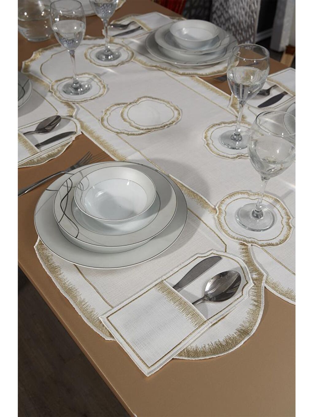 Sarı Aslı Keten Nakışlı Amerikan Servis Takımı 19 Parça Gold-3