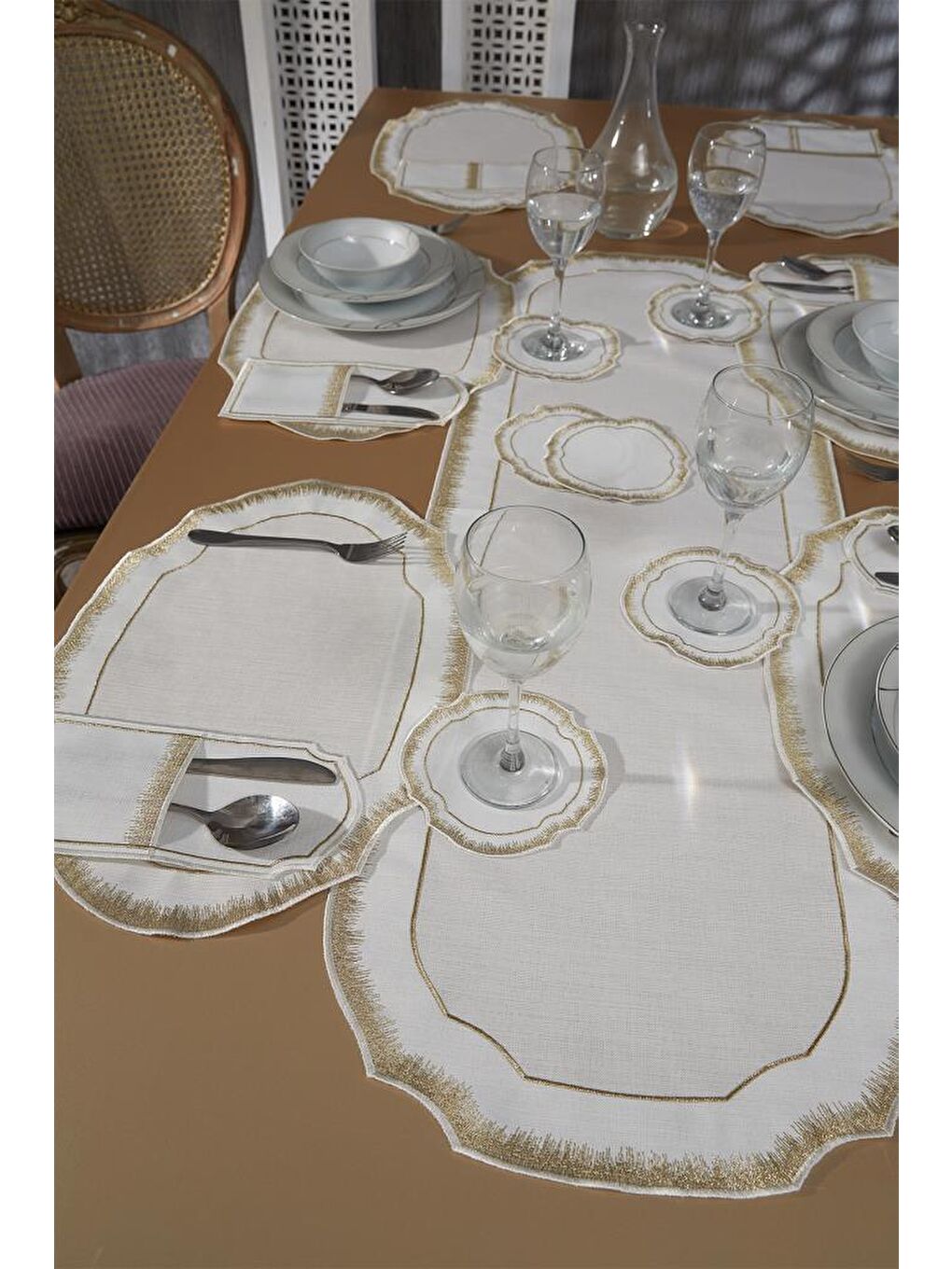 Sarı Aslı Keten Nakışlı Amerikan Servis Takımı 19 Parça Gold-5