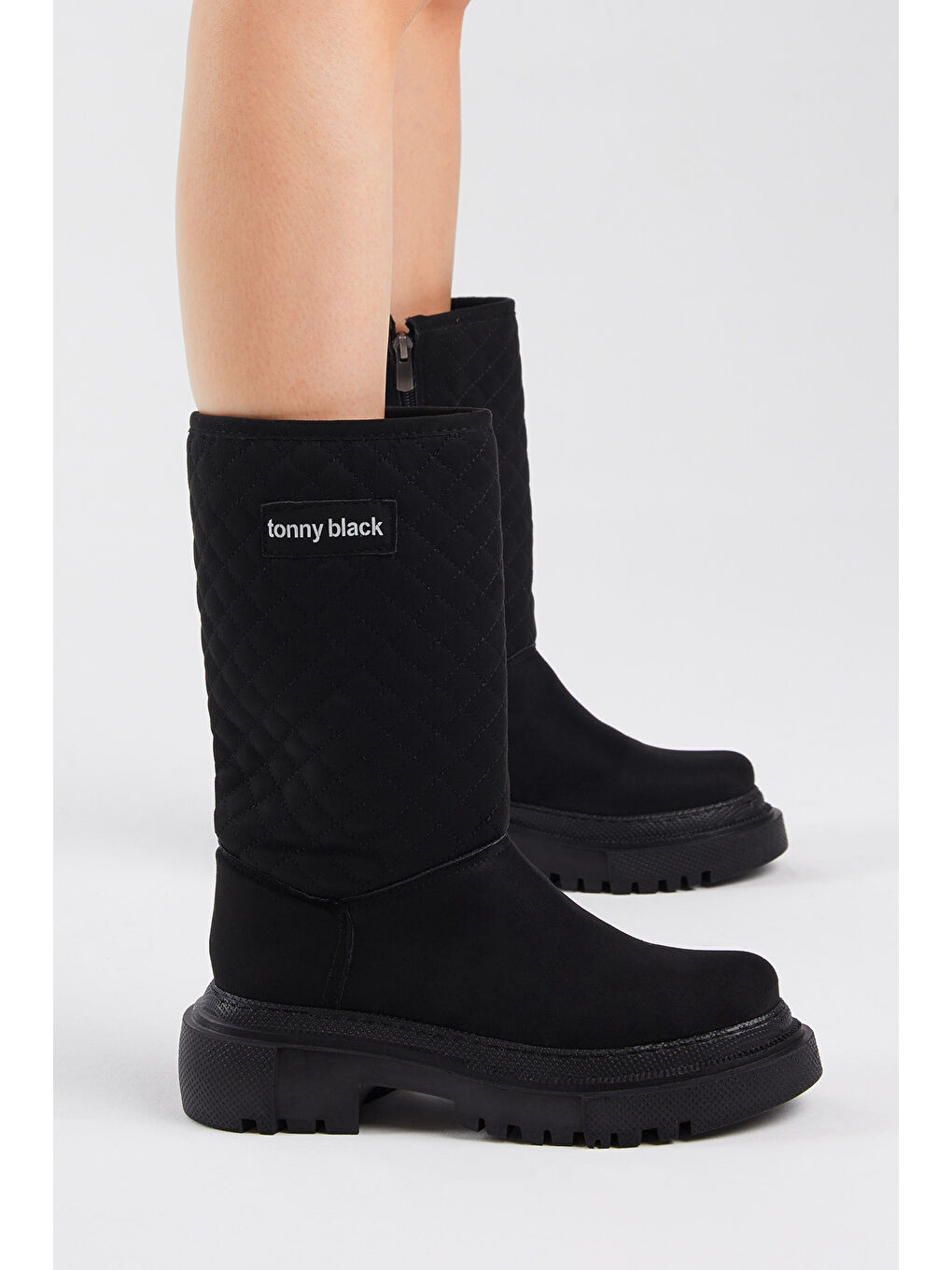 Kadın Siyah Süet Kapitone Desenli Rahat Kalıp Uzun Bot-2