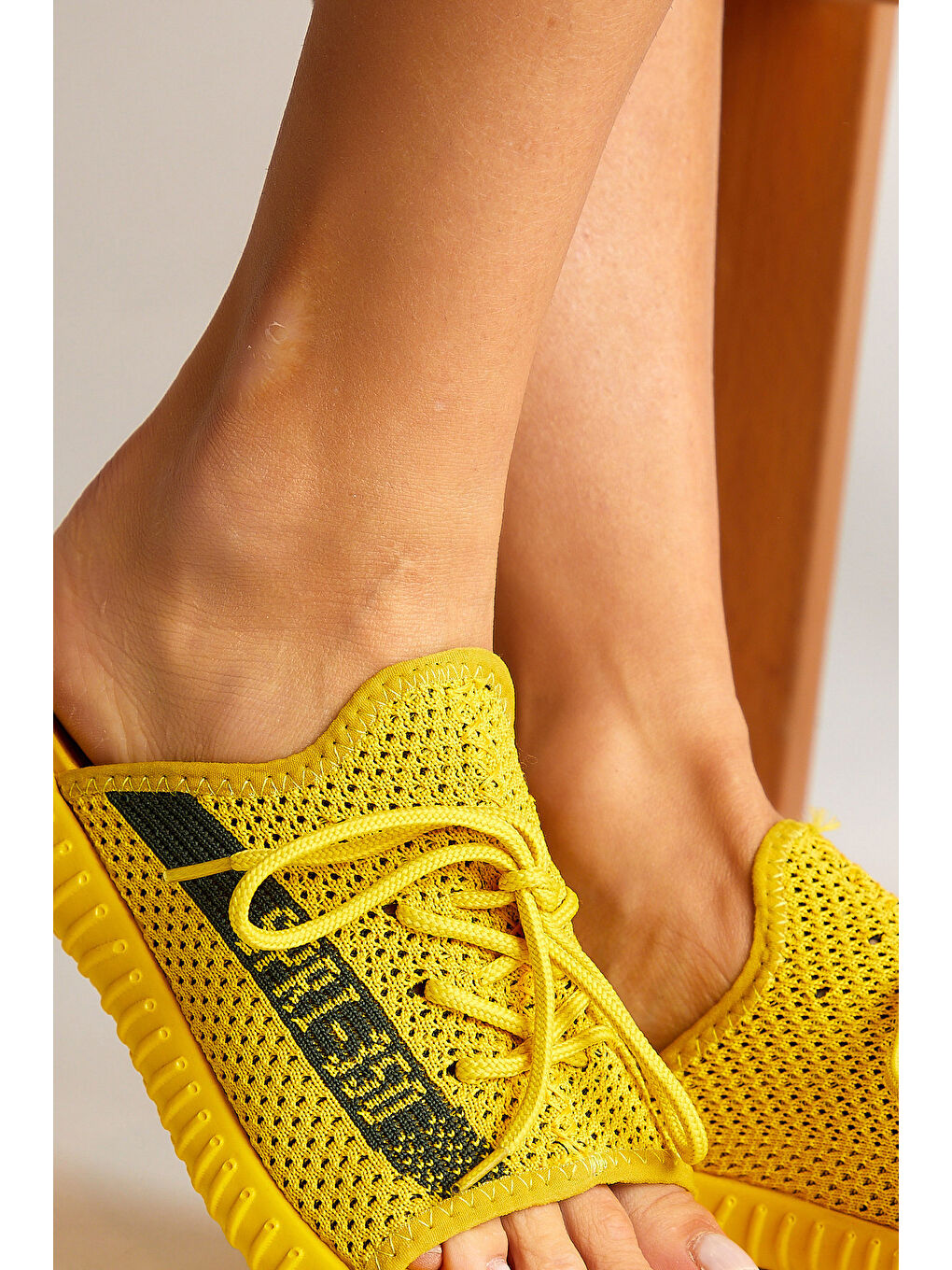 Unisex Sarı Triko Özel Üretim Terlik Tbtr-3