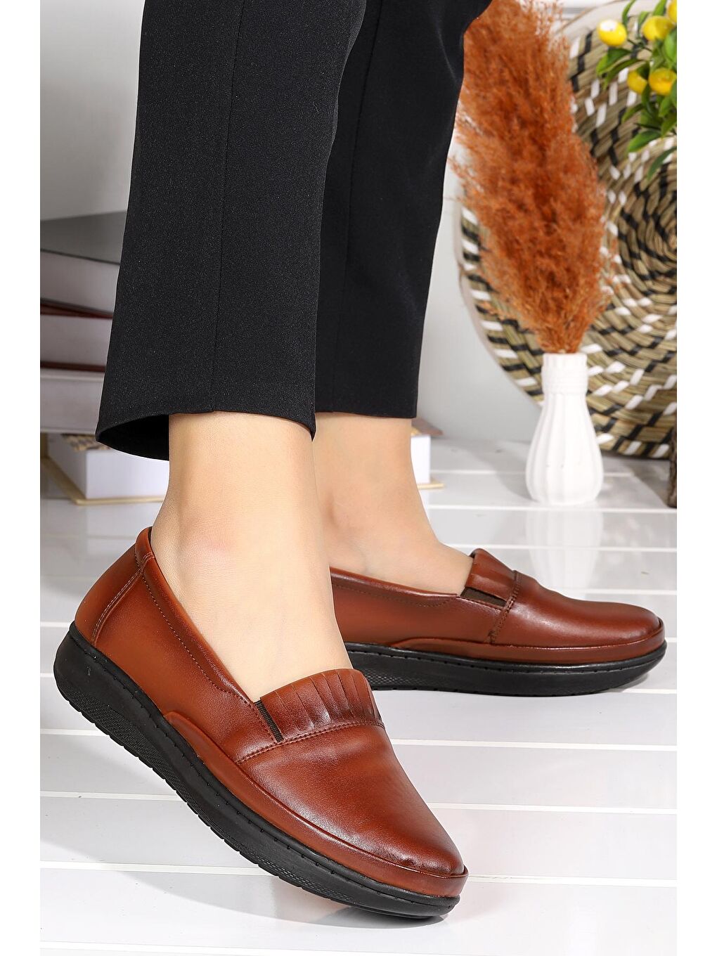 Kahverengi Rahat Konfor Özel Topuk Jeli Anne Günlük Ayakkabı P 04-1