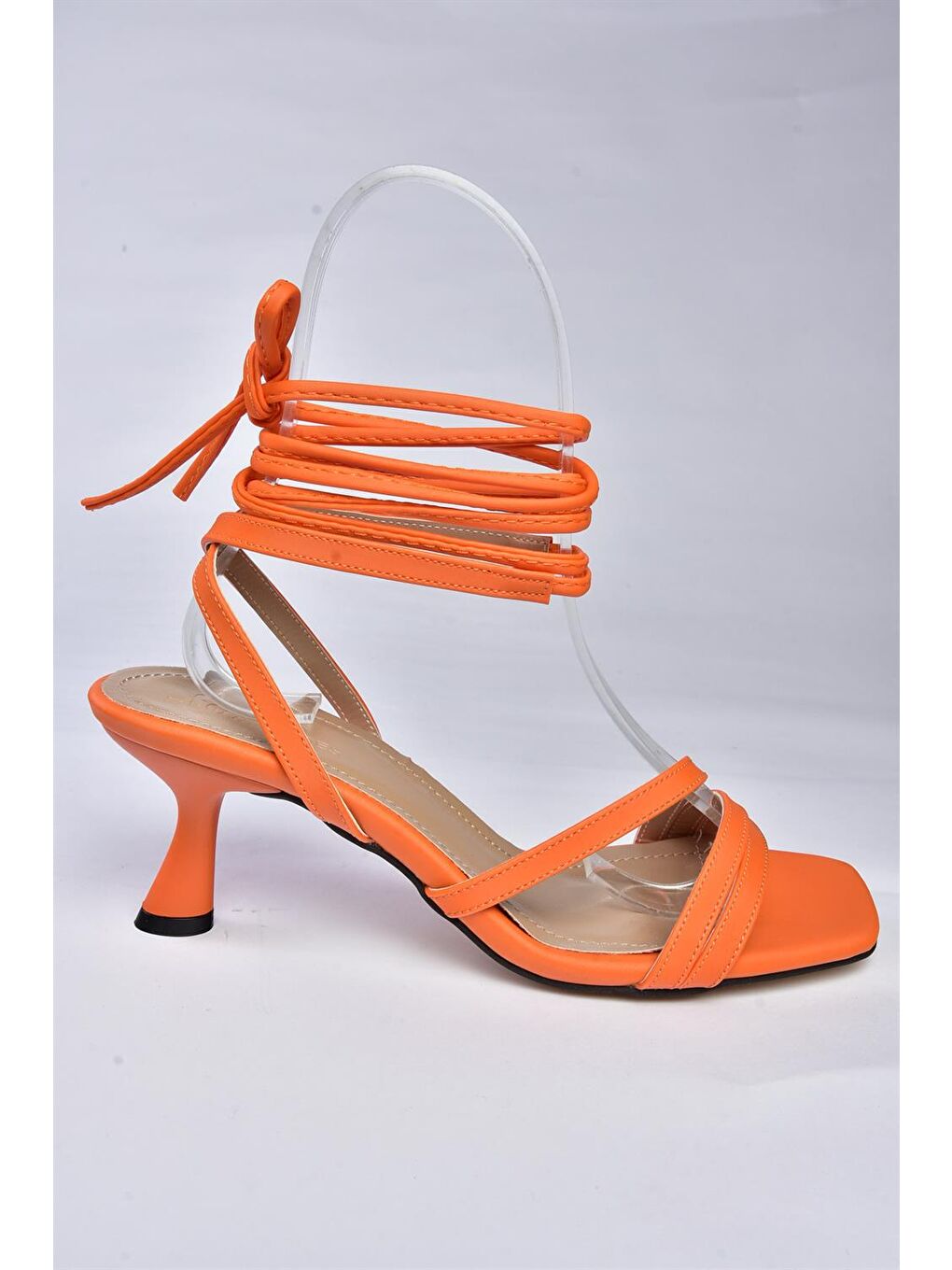 P404202209 Turuncu Bilek Bağlamalı Alçak Topuklu Kadın Ayakkabı-4