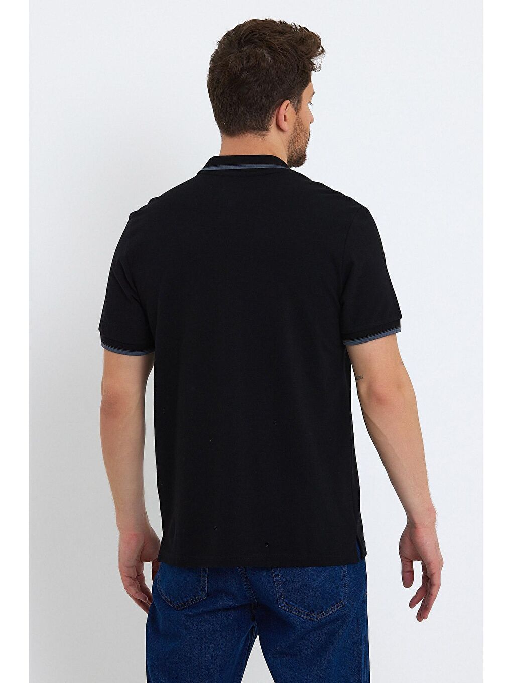 Siyah Erkek Polo Yaka Tişört Kol ve Yaka Çizgil-4