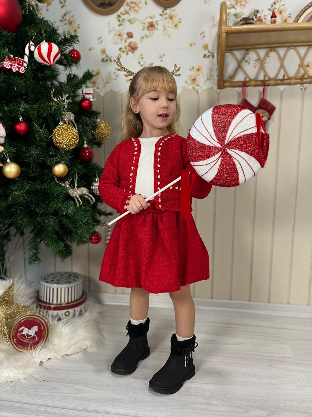 Kız Çocuk Pamuklu Kırmızı Örgü Detaylı Hırka & Pileli Etek Takım-1