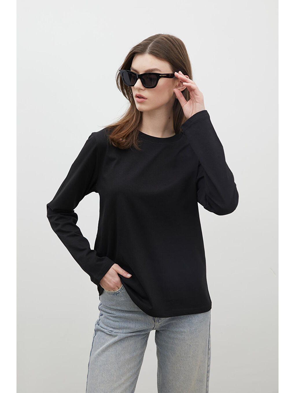 Siyah Uzun Kol Fit Pamuklu Sweatshırt-2