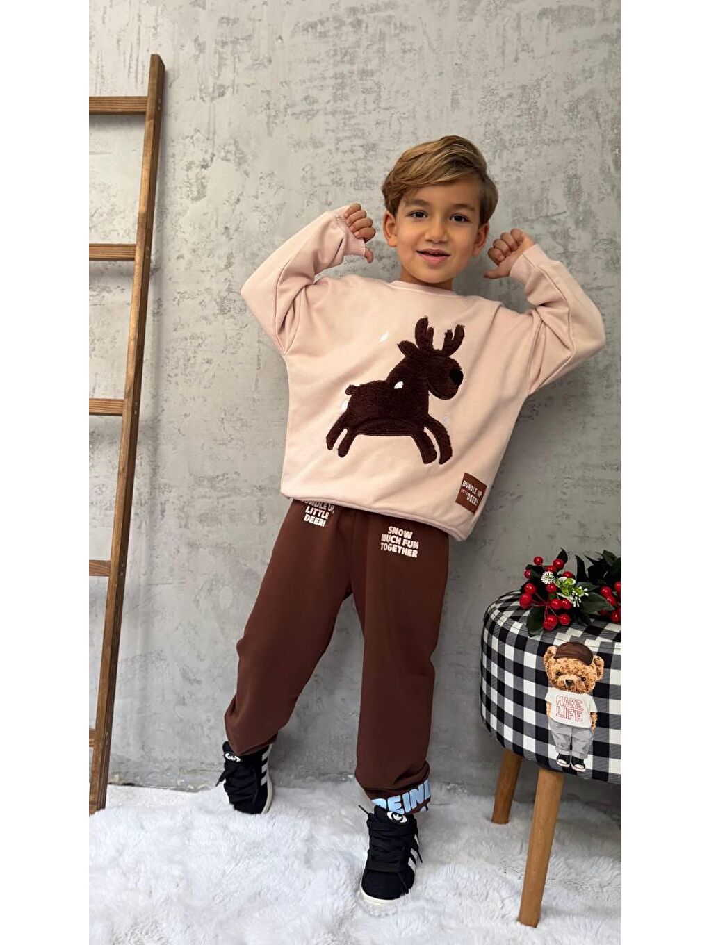 Karışık Unisex Çocuk Pamuklu Bej Geyik Aplikeli Sweatshirt & Kahverengi Eşofman Takım – Yılbaşı Özel-2
