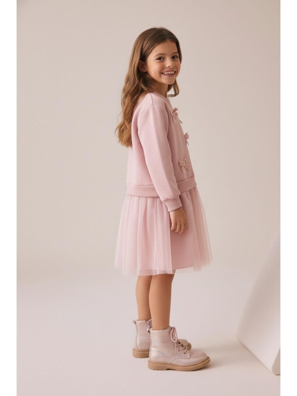 Kız Çocuk Pamuklu Pembe Fiyonklu Sweatshirt Tül Etek Takım – Zarif Günlük Kombin-2
