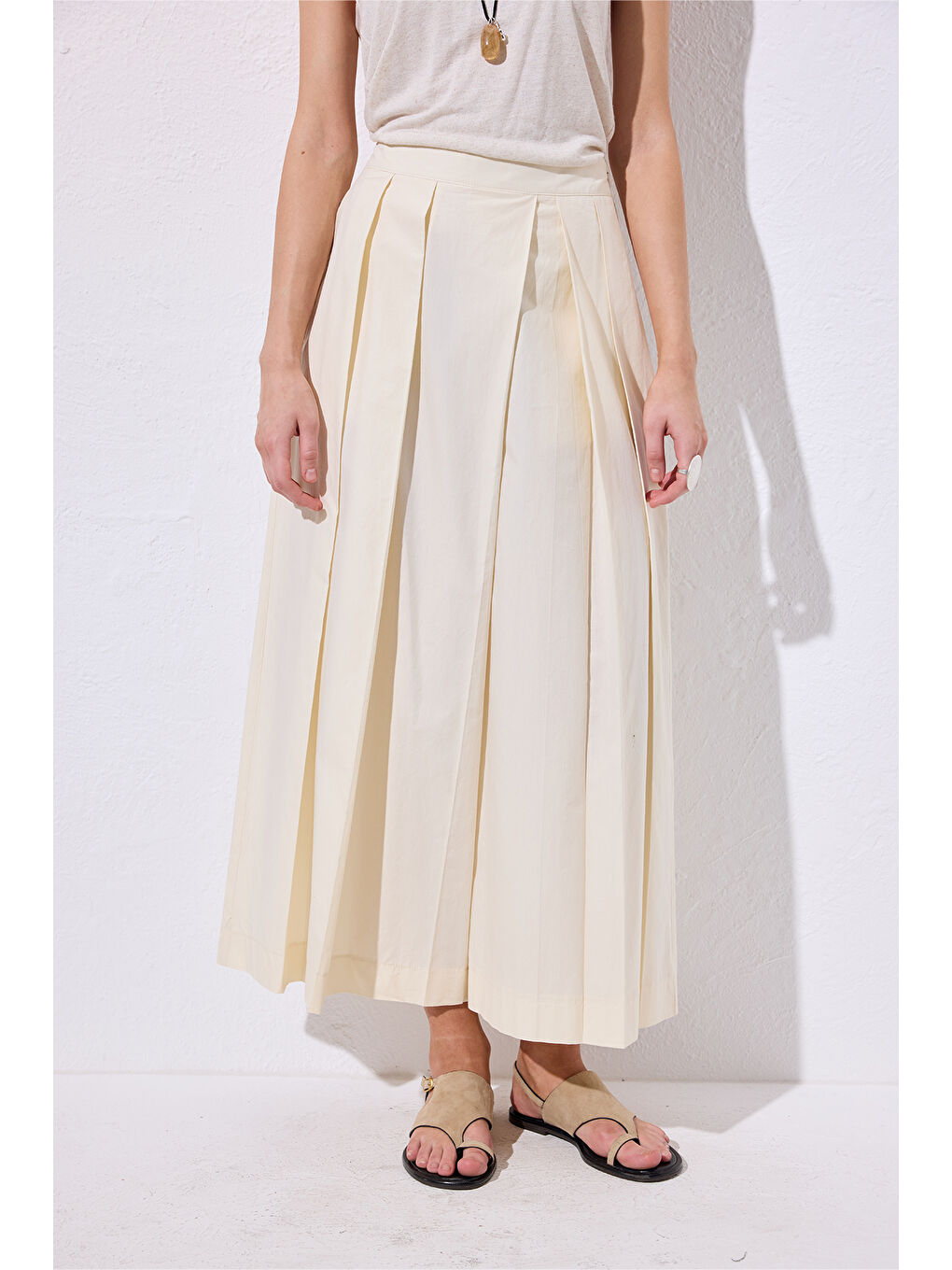 Bej Geniş Pileli Pantolon Vanilya-4