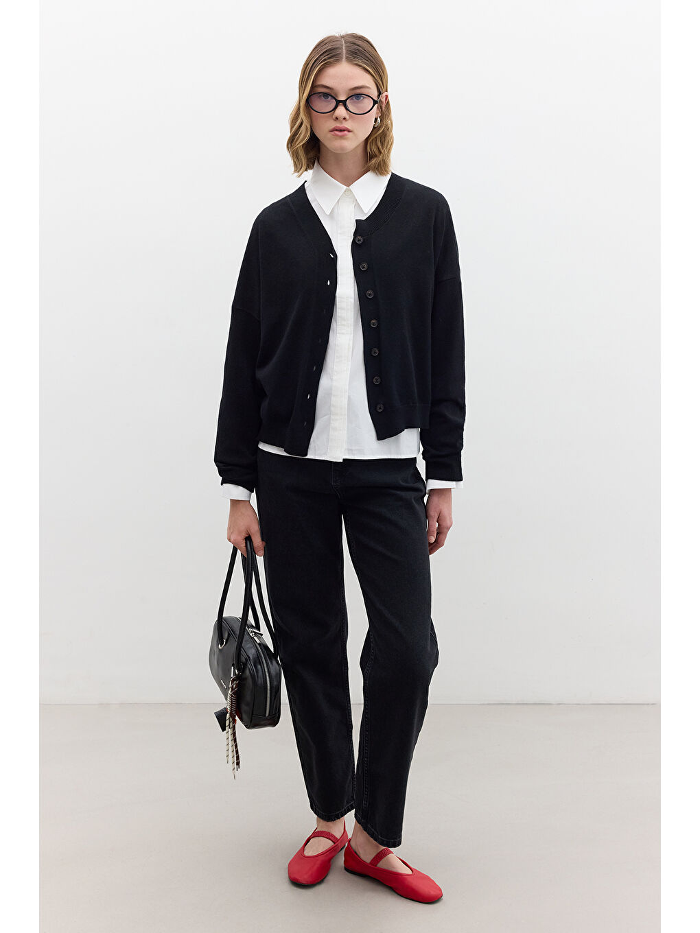 Yumuşak Dokulu Oversize Triko Hırka Siyah-1