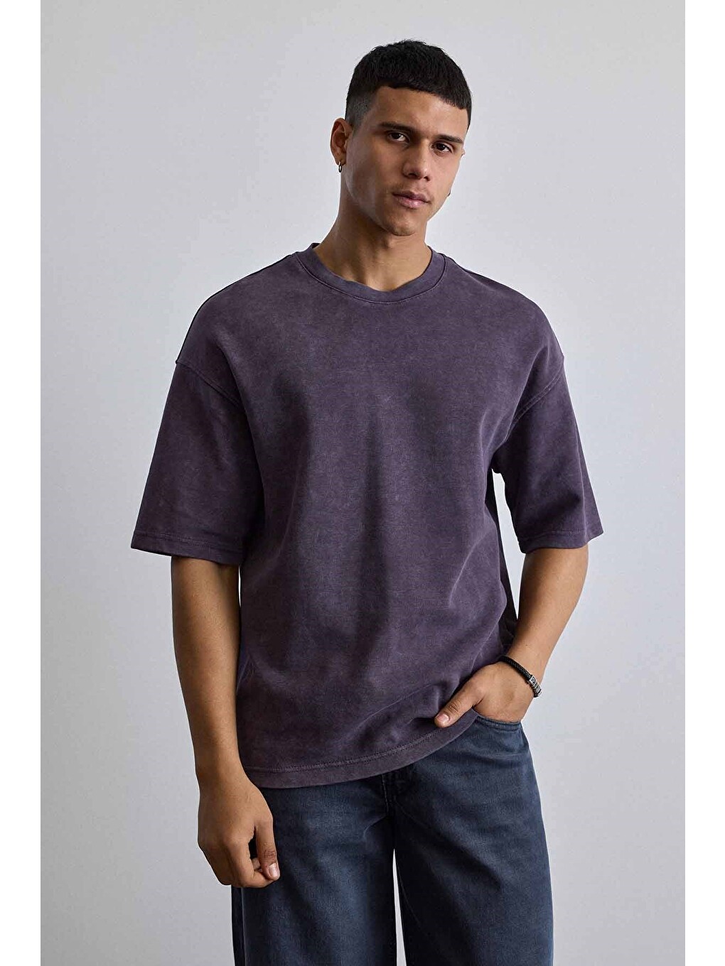 Erkek Oversize Yıkamalı Pamuklu Basic Tişört Mürdüm-2