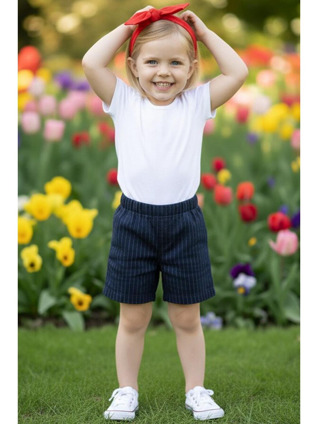 Lacivert Kız Çocuk Çizgili Jean Şort Kırmızı Dev Fiyonk Bandana-2