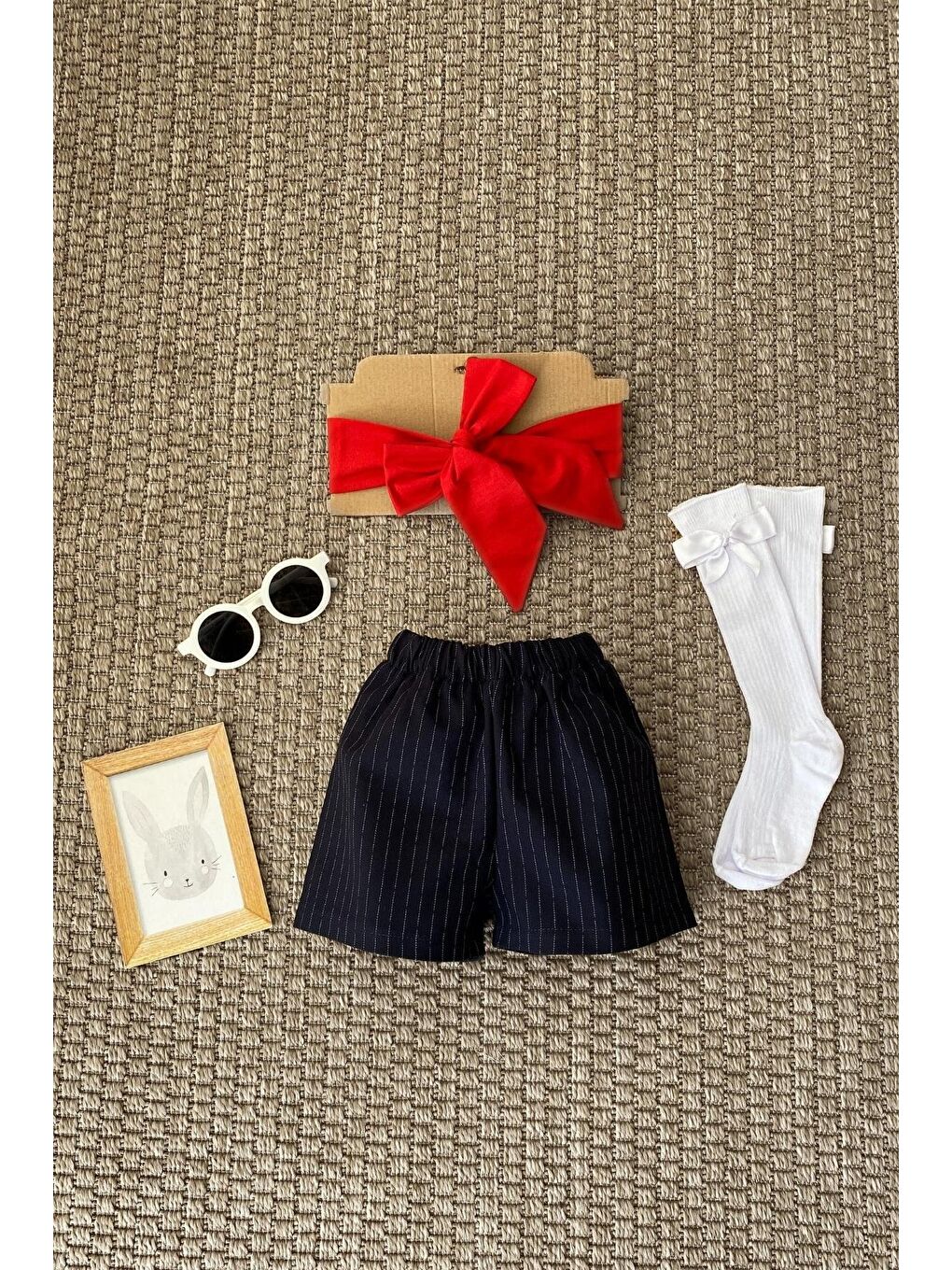 Lacivert Kız Çocuk Çizgili Jean Şort Kırmızı Dev Fiyonk Bandana-3