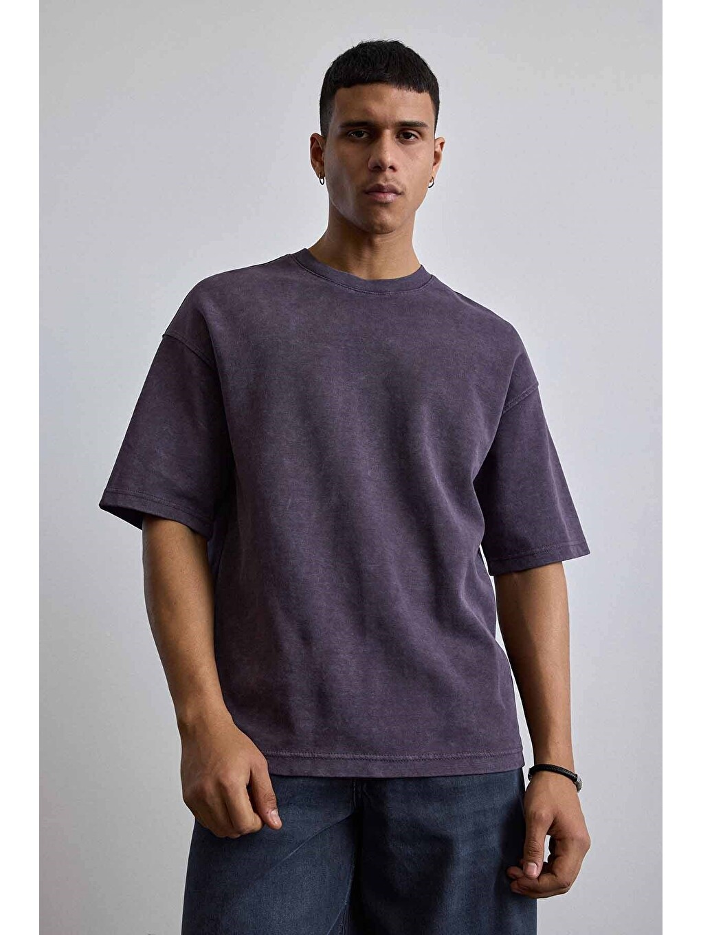 Erkek Oversize Yıkamalı Pamuklu Basic Tişört Mürdüm-4
