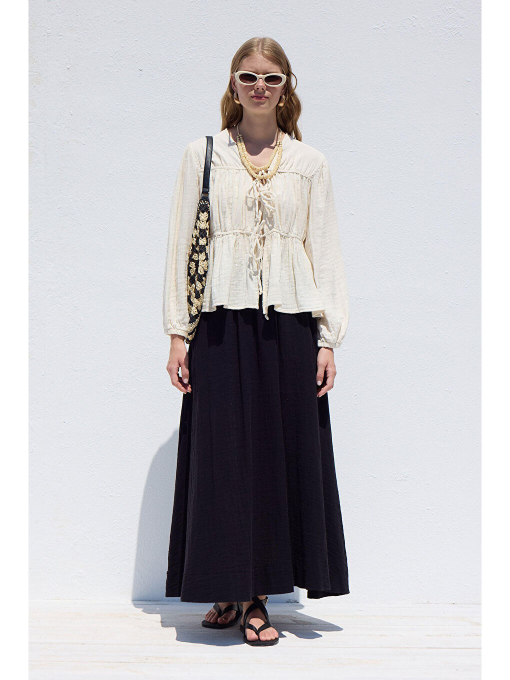 Geniş Kesim Müslin Etek Siyah