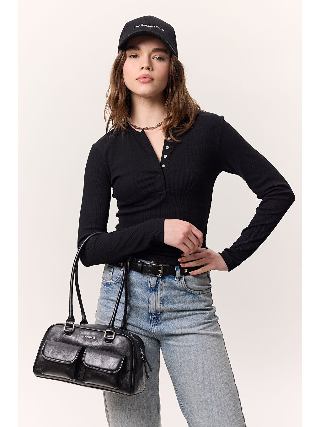 Uzun Kollu Yakası Çıtçıtlı Body Siyah-1