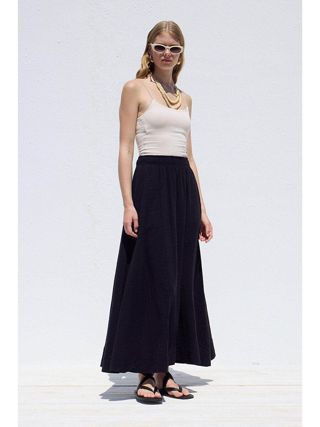 Geniş Kesim Müslin Etek Siyah-5