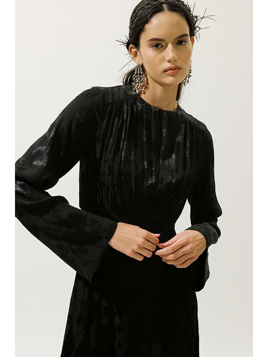 Jakarlı Saten Abiye Elbise Siyah-1