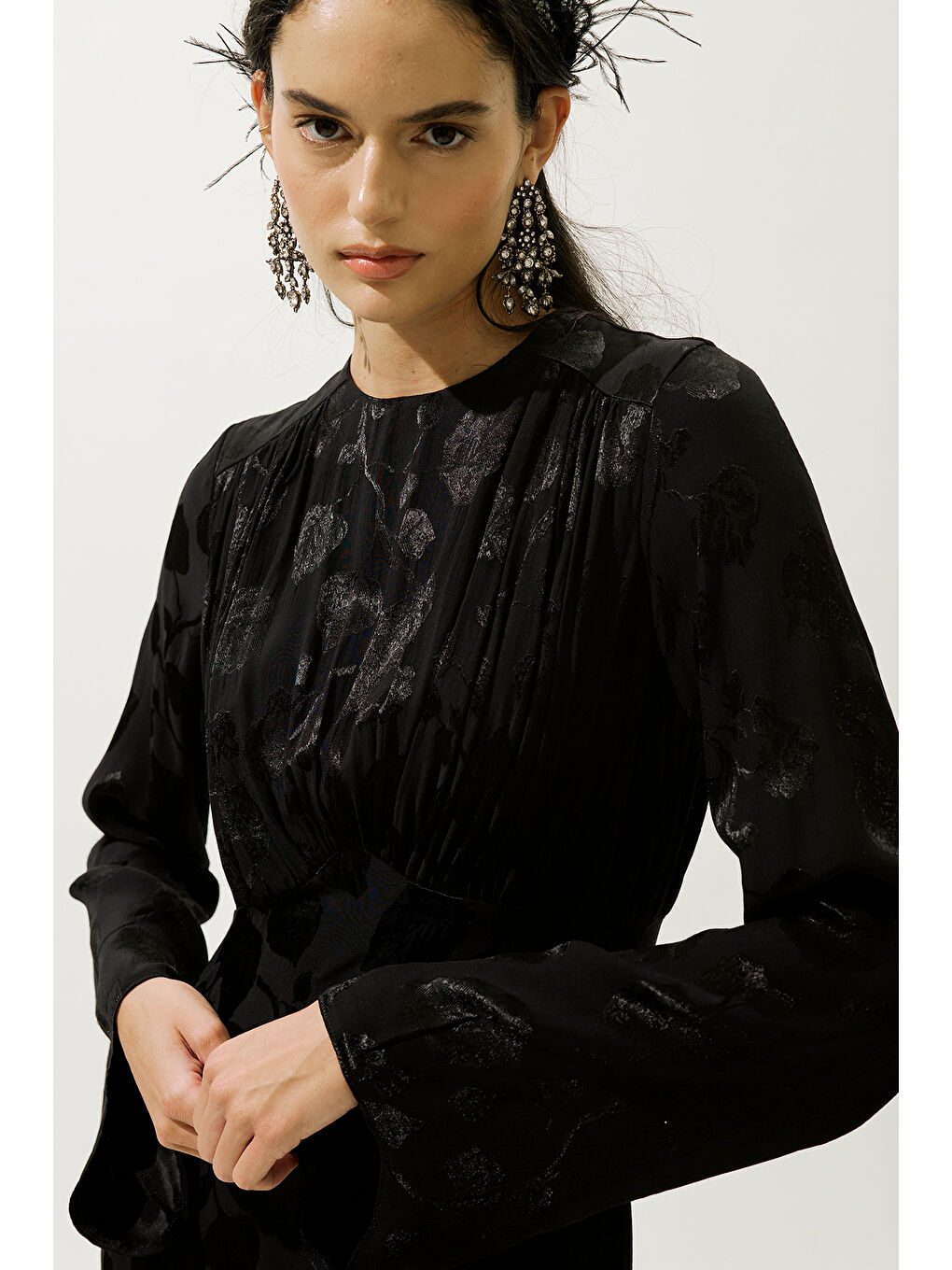 Jakarlı Saten Abiye Elbise Siyah-4