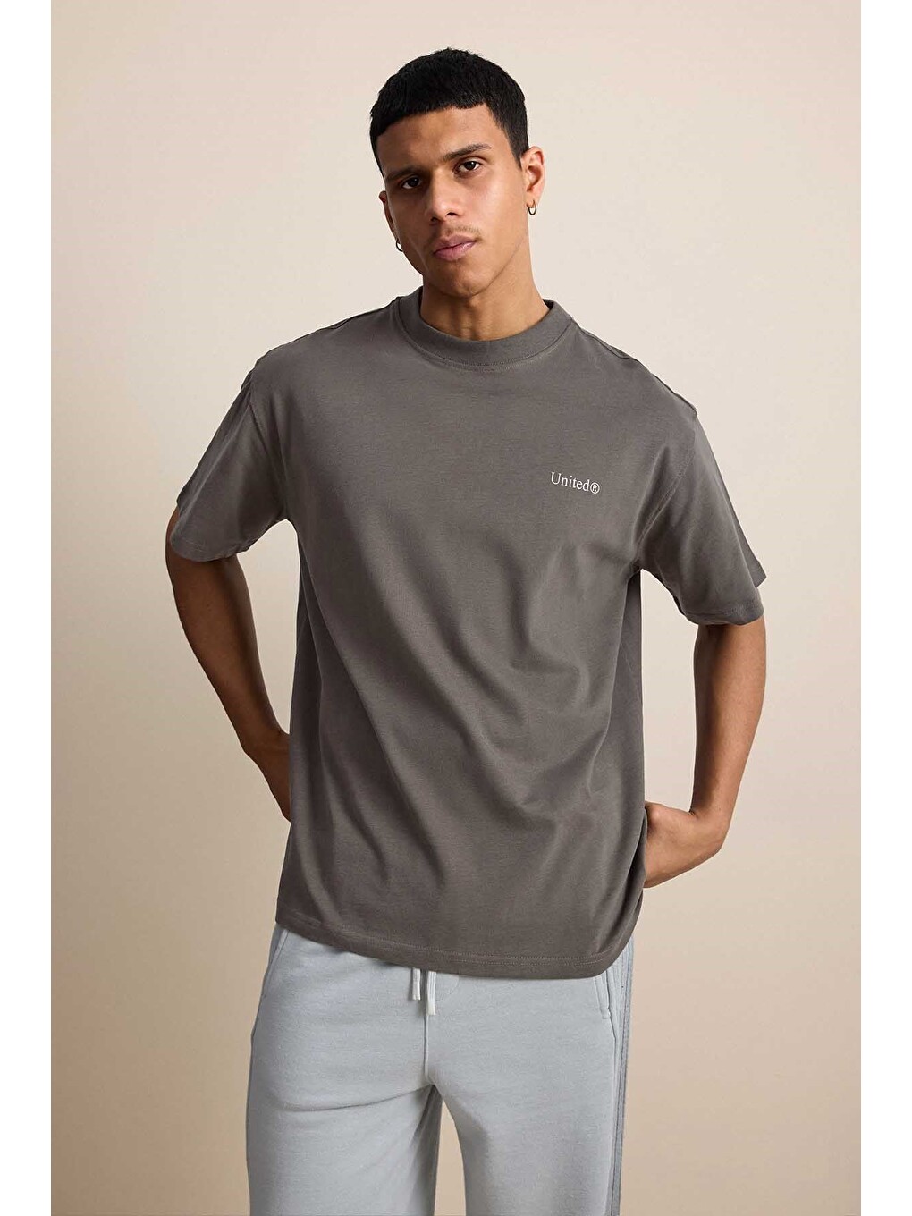 Erkek Oversize Boks Baskılı Pamuklu Tişört Antrasit-4