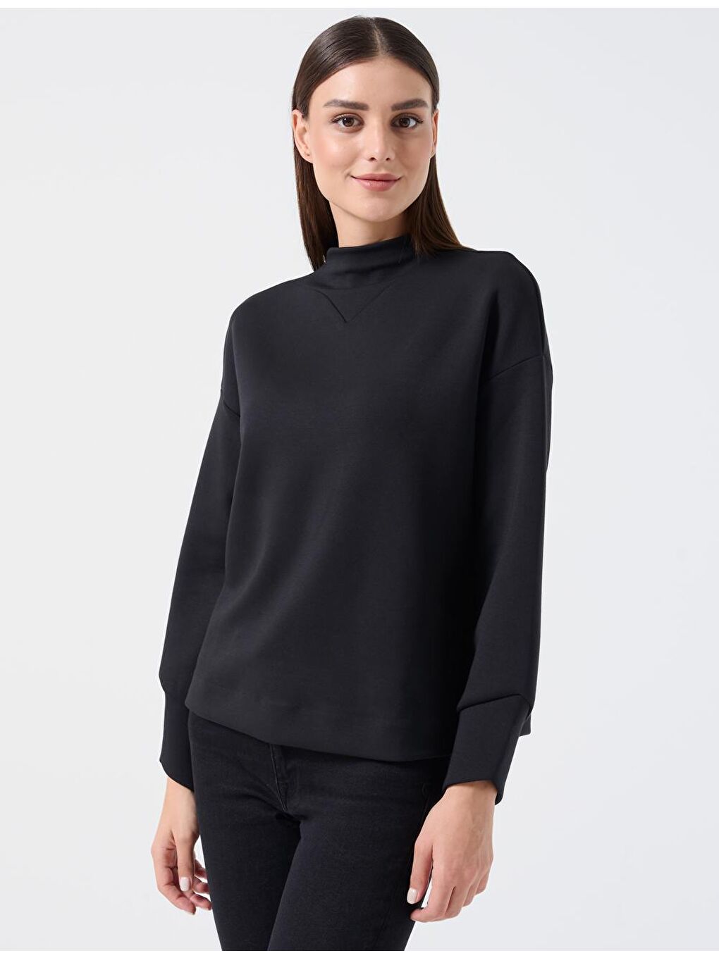 Siyah Düz Kesim Dik Yaka Uzun Kollu Örme Sweatshirt-2